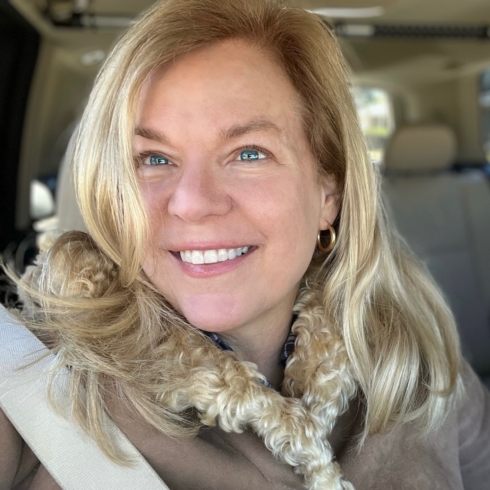 Meet your Posher, Angela